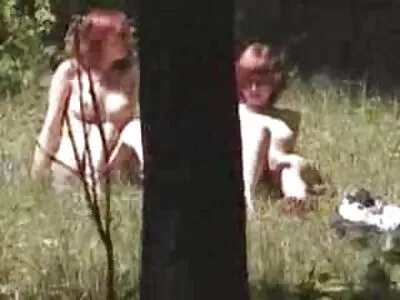 Грудаста жінка доросле порно відео зі своїм коханцем