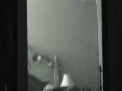 Курча облизує її великий фалоімітатор відео про секс в школі