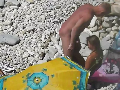 Трахни її порно відео онлайн кулаком