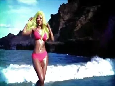 Дівчина громадський парк порно відео молоді блимає на веб-камері