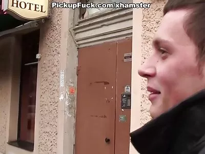 Вальдемар і безкоштовне порно відео Моніка на відео