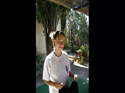 Красуня з безплатне порно відео великою дупою катається на фалоімітаторі